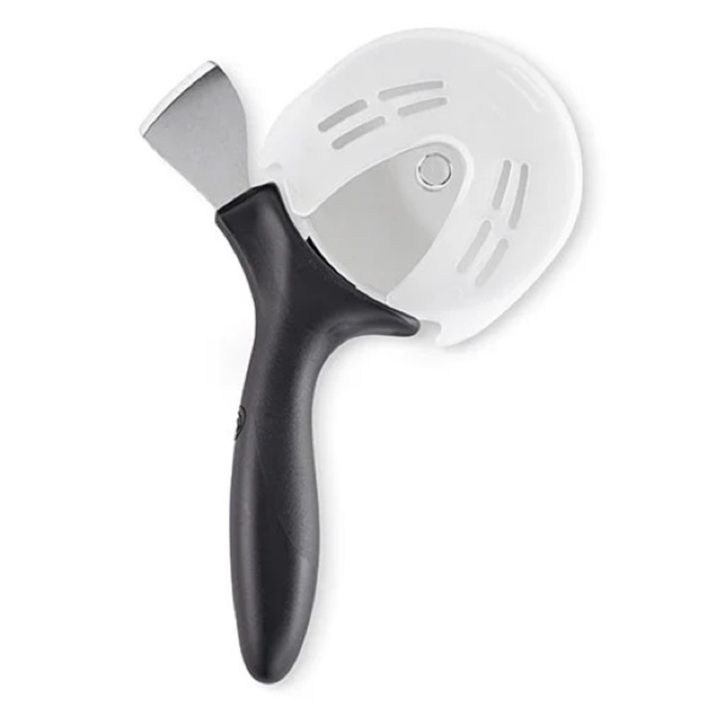 Pampered Chef Pizza and Crust Cutter